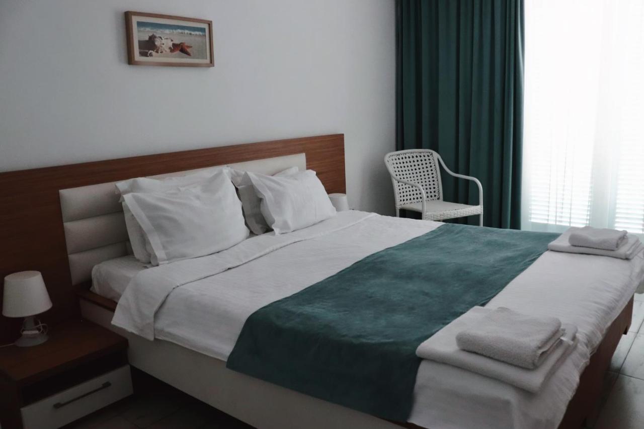 Hotel Victory Mamaia Kültér fotó