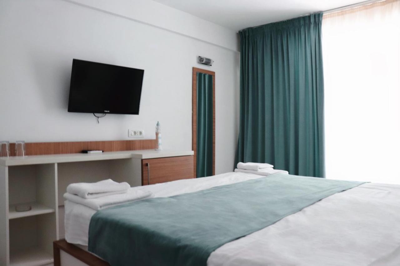 Hotel Victory Mamaia Kültér fotó