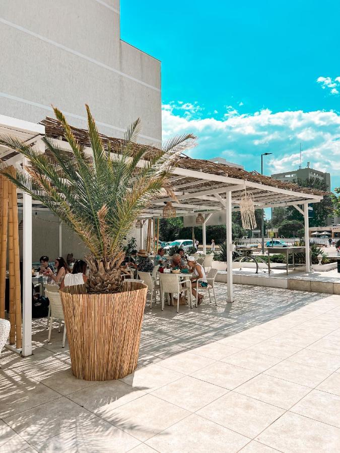 Hotel Victory Mamaia Kültér fotó
