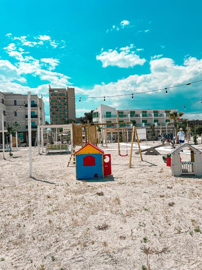 Hotel Victory Mamaia Kültér fotó