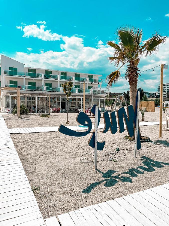 Hotel Victory Mamaia Kültér fotó