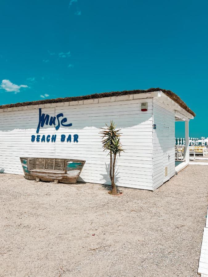 Hotel Victory Mamaia Kültér fotó