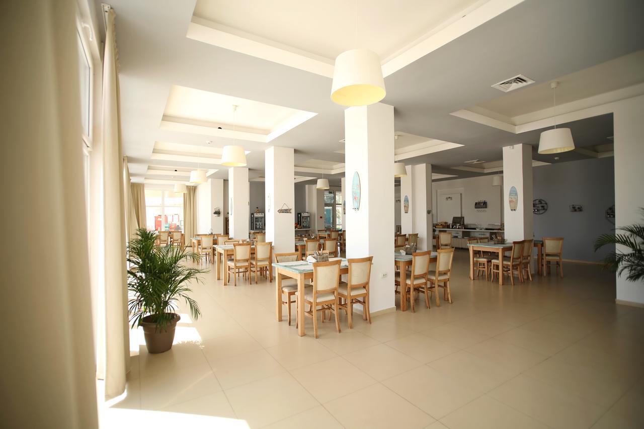 Hotel Victory Mamaia Kültér fotó